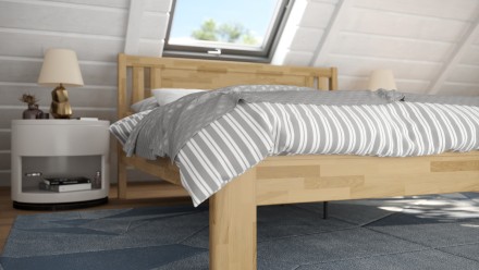 Masszív fa ágy szellős kialakítással