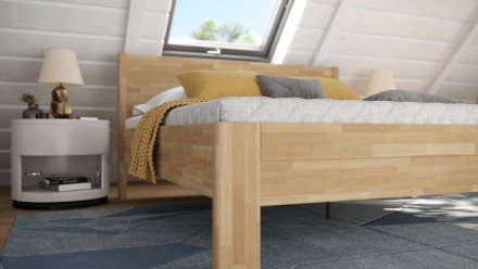 Masszív fa ágy tömör talapzattal