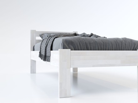 Tömör bükk vagy tölgy ágy