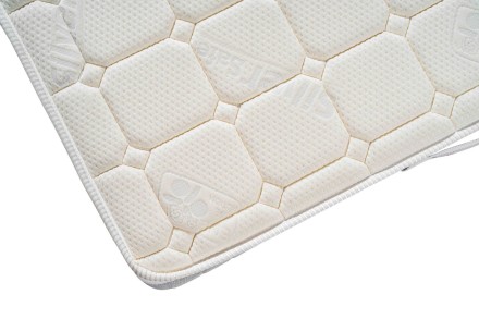 Kétféle keménységi érzet - 3, 4 | Puha matracok | Magassága 20 cm | Terhelhetőség 130 kg | Jótállás 5 év