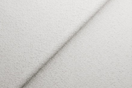 Az egyszerű, sima Klinmam Modesto fejvéget az egyszerű vonalvezetés és a részletekre való odafigyelés jellemzi.