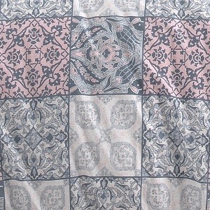 A Klinmam Home ágyneműhuzat a kiváló minőségű Renforcé pamutból készül, amelynek a szálai sokkal puhábbak, simábbak és kellemesebbek a hagyományos pamutéval összehasonlítva.