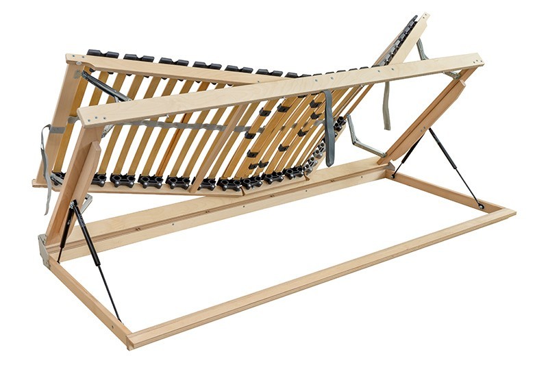 A Klinmam Elite Kombi P HN multifunkciós ágyrács több különböző funkciót rejteget magában, melyeket egészen biztosan nagyra fog értékelni A maximális kényelem érdekében az ágyrács fej- és lábrésze is állítható, valamint fel is nyitható az ágyneműtárolóhoz való egyszerű hozzáférésért (az ágyrács balra és jobbra nyíló változatban is rendelhető).