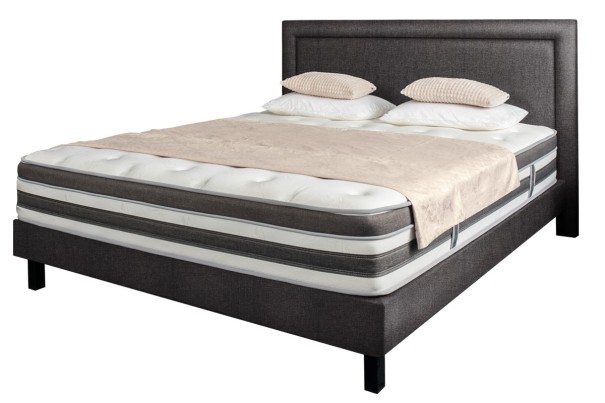 Amennyiben hálószobájába elegáns klasszikus ágyak keres, a Memphis ágy az, amiről álmodik.