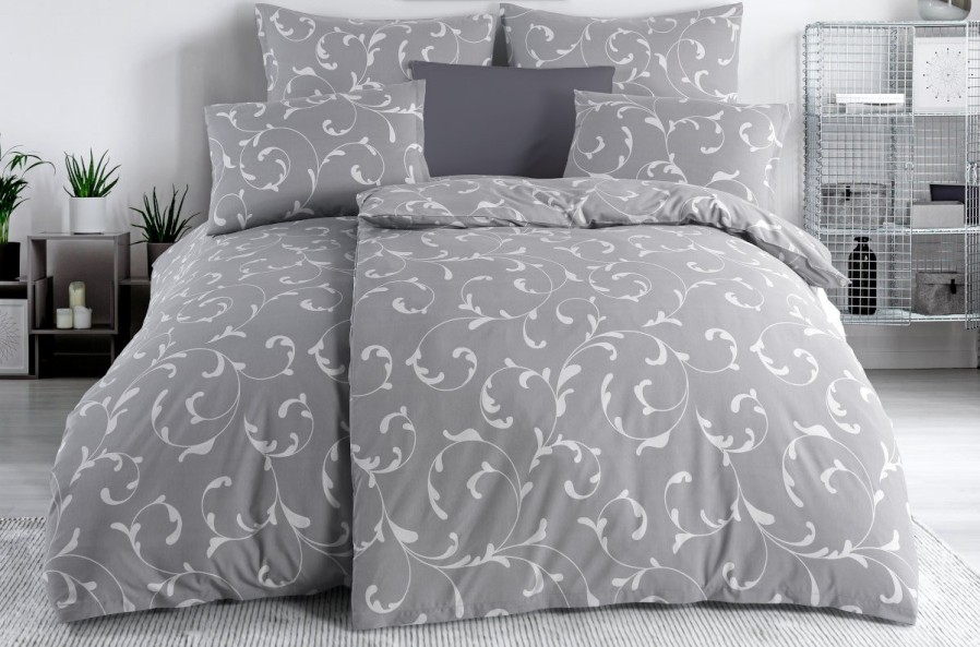 Az ágynemű kellemes tapintású, kiválóan elvezeti a nedvességet, és szinte egyáltalán nem gyűrődik.