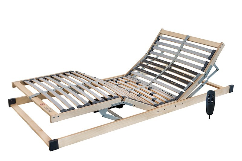 Motoros ágyrács vezetékes vezérléssel, amely két, fej- és lábrészen elhelyezett, egymástól független meghajtású motor segítségével szükség szerinti pozícióba állítható.
