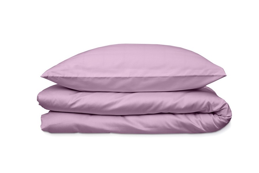 A prémiumszintű Klinmam egyszínű ágynemű a legfinomabb hosszúszálú fésült egyiptomi pamutból készült.