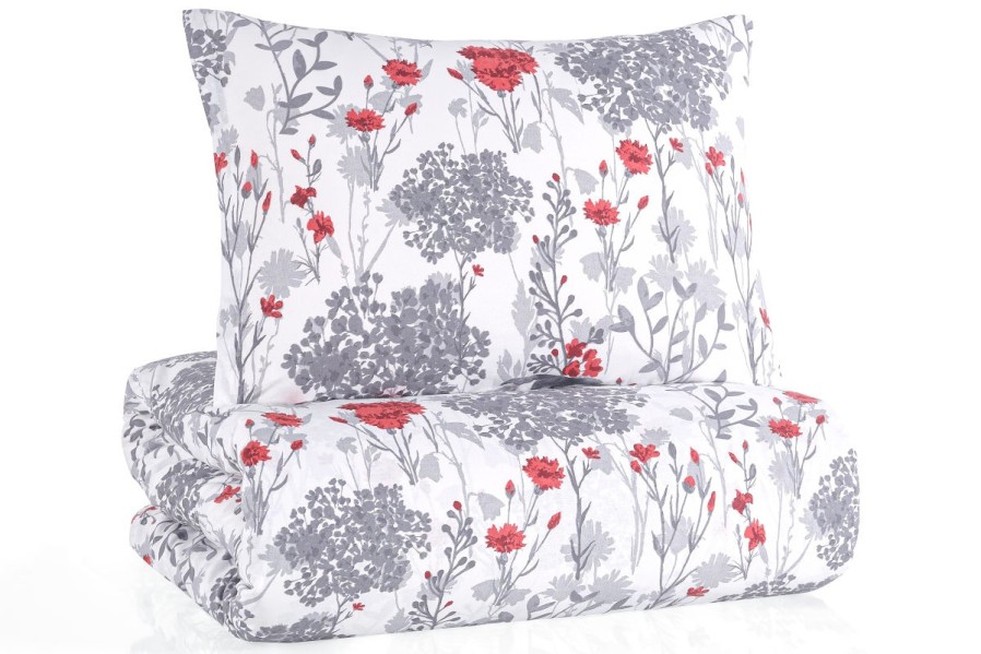 Az ágynemű kellemes tapintású, kiválóan elvezeti a nedvességet, és szinte egyáltalán nem gyűrődik.