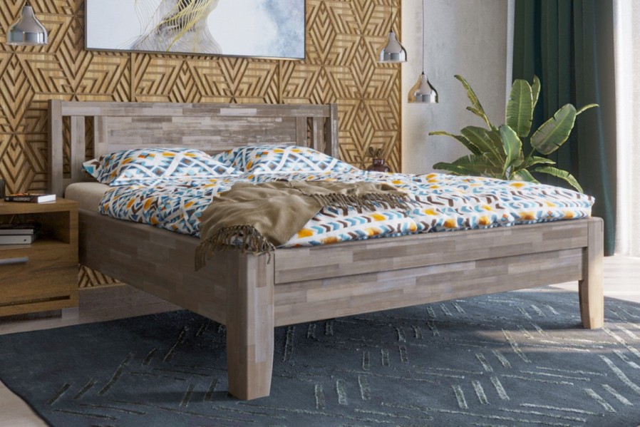 A robusztus, masszív Sion K2 ágy méltóságteljes központi eleme lesz hálószobájának, amely otthonosságot és kényelmet hoz magával.