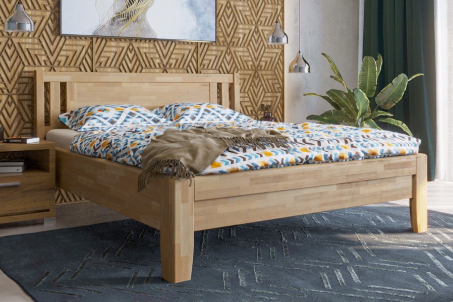 A robusztus, masszív Sion K2 ágy méltóságteljes központi eleme lesz hálószobájának, amely otthonosságot és kényelmet hoz magával.