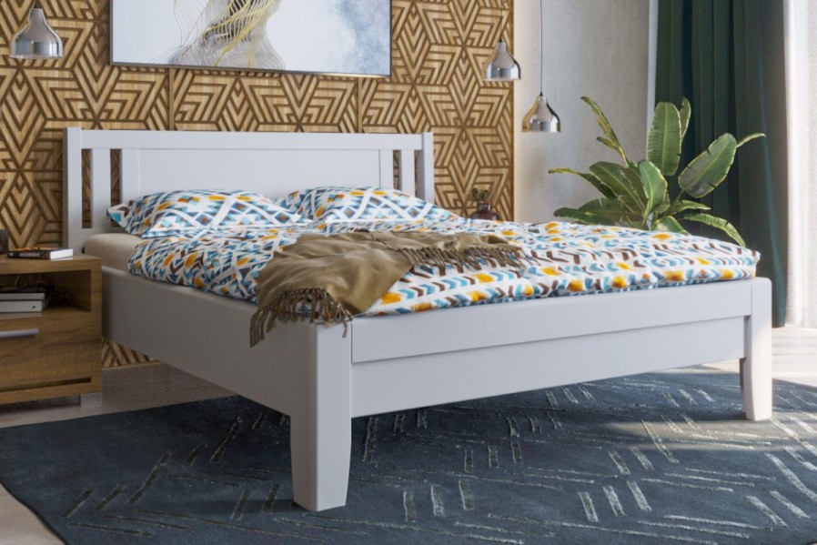 A robusztus, masszív Sion K2 ágy méltóságteljes központi eleme lesz hálószobájának, amely otthonosságot és kényelmet hoz magával.