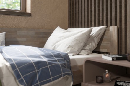 Ezt a több generációs ágyat a lehető legjobb alapanyagokból, precízen készítették el. Ha olyan ágyat keres, amely évtizedekig kitart, akkor az Amelia tömörfa ágy lesz Önnek a megfelelő megoldás.