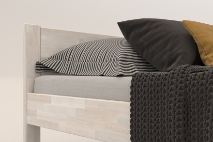 Ezt a több generációs ágyat a lehető legjobb alapanyagokból, precízen készítették el. Ha olyan ágyat keres, amely évtizedekig kitart, akkor az Amelia tömörfa ágy lesz Önnek a megfelelő megoldás.