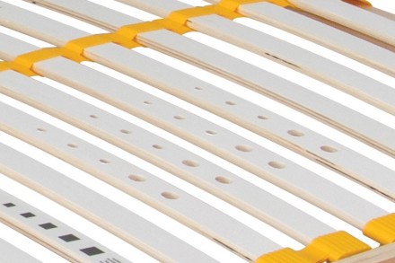 Az ágyrács teljes magassága csupán 5 cm, így alkalmas olyan fekvőhelyekre is, ahol a matrac nagyon kiemelkedik az ágyfelső széle fölé.