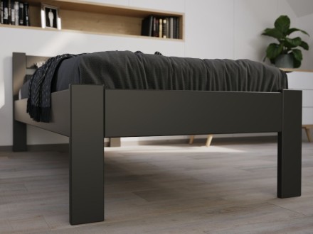 Tömör bükk vagy tölgy ágy