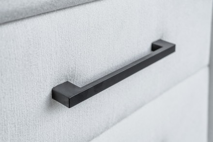 Elegáns fiókos éjjeliszekrény