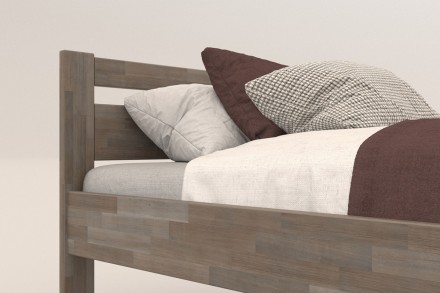 Az Emily egyszemélyes ágyként nagyon népszerű, amely remekül passzol a gyerekszobába vagy a hálószobába. A fa tökéletes illata csodálatos hangulatot teremt a szobában, ami az alváshoz tökéletes.