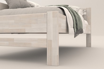 Az Emily egyszemélyes ágyként nagyon népszerű, amely remekül passzol a gyerekszobába vagy a hálószobába. A fa tökéletes illata csodálatos hangulatot teremt a szobában, ami az alváshoz tökéletes.