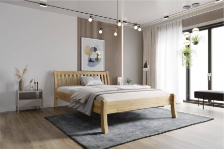 A Felix a letisztult észt stílus képviselője. Gyönyörű borovi fenyőfa színtelen lakkal bevonva, ami még inkább kiemeli a fa teljes szerkezetét.