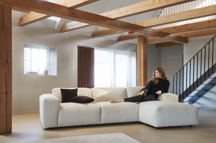 Elegáns, szemet gyönyörködtető Lucera kanapé.