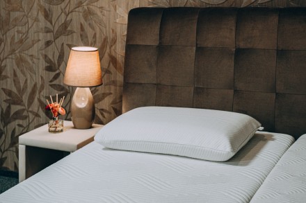 100% természetes latexből készült párna FSC® tanúsítvánnyal, amely garantálja, hogy a gyártáshoz felhasznált anyagok felelős erdőgazdálkodásból származnak.