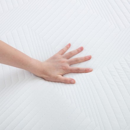 A rendkívül jó minőségű és tartós MLILY Topper AIR gélhab fedőmatracot a legfontosabb vásárlói igényeket szem előtt tartva fejlesztették ki.