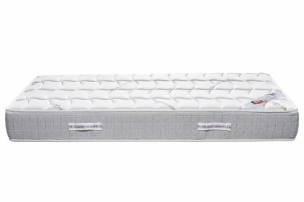 Kétféle keménységi érzet - 4, 5 | Hab matrac | Magassága 23 cm | Terhelhetőség  150 kg | Jótállás 10 év