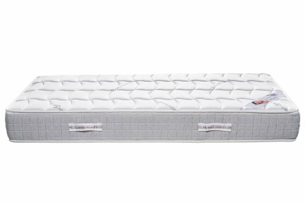 Kétféle keménységi érzet - 4, 5 | Hab matrac | Magassága 23 cm | Terhelhetőség  150 kg | Jótállás 10 év