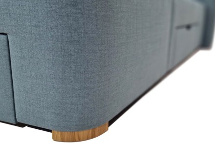 A Malibu kárpitozott fejtámla fényűző érzést kölcsönöz hálószobájának. Természetes, kiváló minőségű anyagokból készült, ami nemcsak elegáns megjelenést, hanem kényelmes alvást is biztosít.