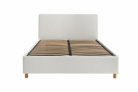 Az egyszerű, sima Klinmam Modesto fejvéget az egyszerű vonalvezetés és a részletekre való odafigyelés jellemzi.