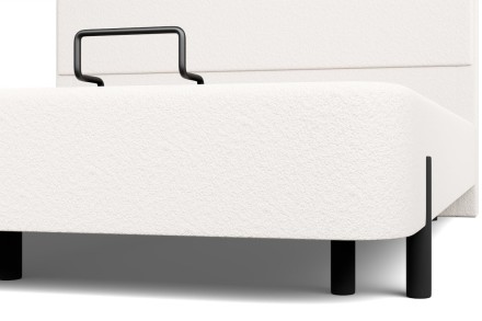 Gazdagítsa otthonát elegáns és fényűző megjelenéssel Napa kárpitozott fejtámlánkkal, amely a prémium minőséget ellenállhatatlan stílussal ötvözi.