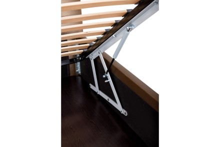 Az elegáns Nashville ágy fejtámlájának köszönhetően minden hálószobához illik, melyet különlegessé és vidámmá tesz.