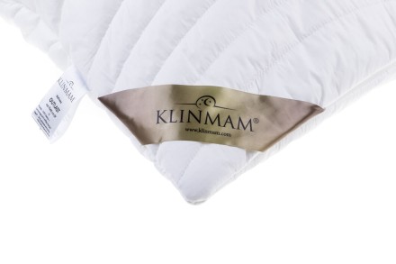 A párna dupla huzattal rendelkezik, ami nagyban növeli annak élettartamát és a tisztántartást is megkönnyíti