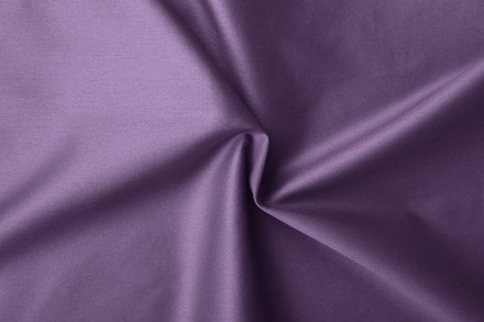 A prémiumszintű Klinmam egyszínű ágynemű a legfinomabb hosszúszálú fésült egyiptomi pamutból készült.