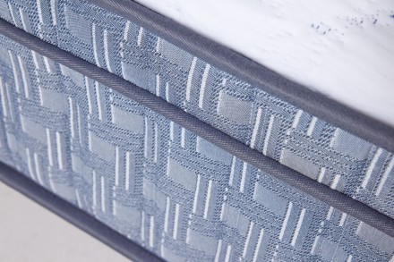 3 - közepesen kemény | Rugós matrac | Magassága 33 cm | Terhelhetőség 150 kg | Jótállás 5 év