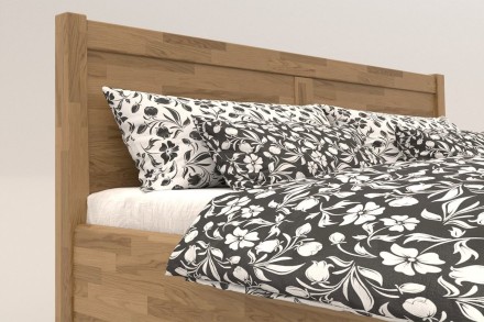 A robusztus, masszív Sion K3 ágy méltóságteljes központi eleme lesz hálószobájának, amely otthonosságot és kényelmet hoz magával.