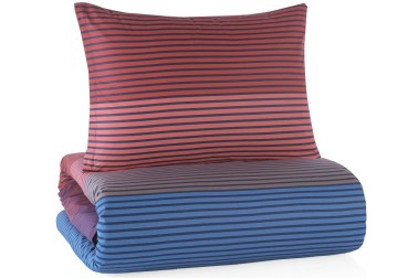 Az ágynemű kellemes tapintású, kiválóan elvezeti a nedvességet, és szinte egyáltalán nem gyűrődik.