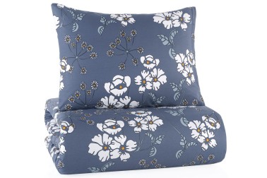 Az ágynemű kellemes tapintású, kiválóan elvezeti a nedvességet, és szinte egyáltalán nem gyűrődik.