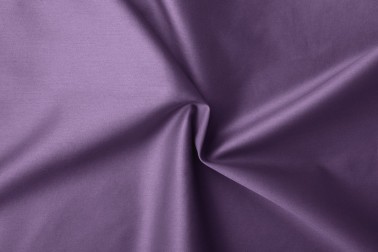 A prémiumszintű Klinmam egyszínű ágynemű a legfinomabb hosszúszálú fésült egyiptomi pamutból készült.