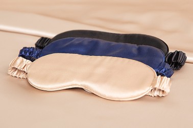 Selyem alvószemmaszk