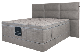 A fényűző fejtámla a boxspring alappal kombinálva időtlen dizájnú ágyat alkot, amely gyakorlatilag minden 
hálószobába, még a kisebbekbe is illik.